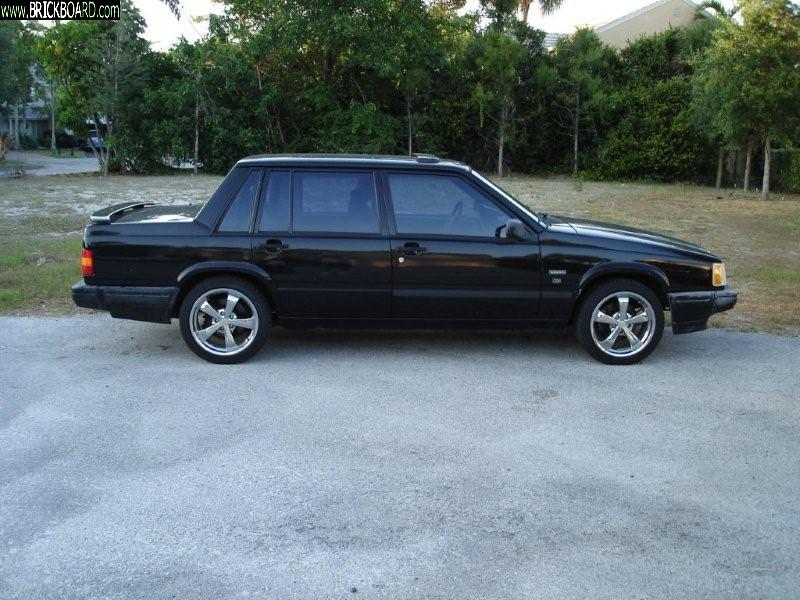 Volvo -- 1990 740 Turbo