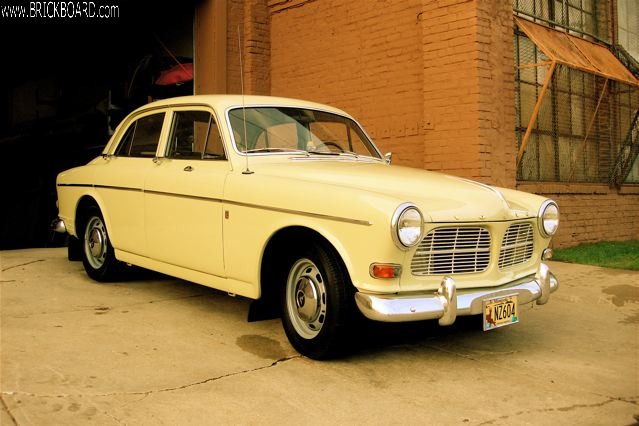 Volvo 120-130 -- '67 122s