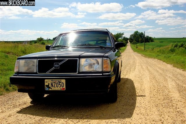 Volvo 200 -- '88 240DL wagon