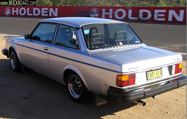 Volvo 200 -- 1980 242GT